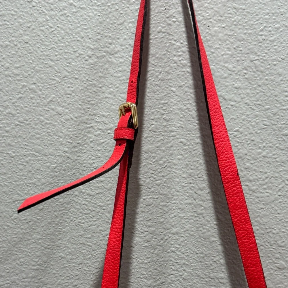 ❤️ Kate Spade Turnlock Elegant Red Leather Shoulder Bag – Timeless & Chic - Picture 4 of 7